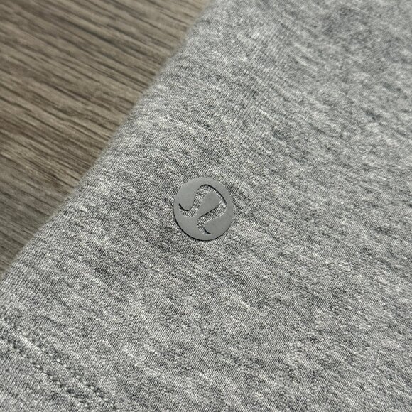 *NWOT Lululemon Women's Start Anew Skirt 21" - Grey - Picture 4 of 7